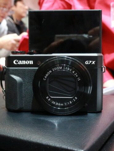 Canon PowerShot G7 X Mark II 1