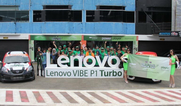 Lenovo VIBE P1 Turbo Track Day Lenovo VIBE P1 Turbo Track Day