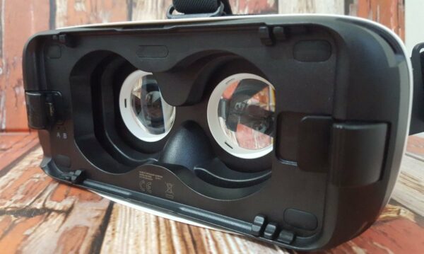 Samsung Gear VR 3 Samsung Gear VR 3