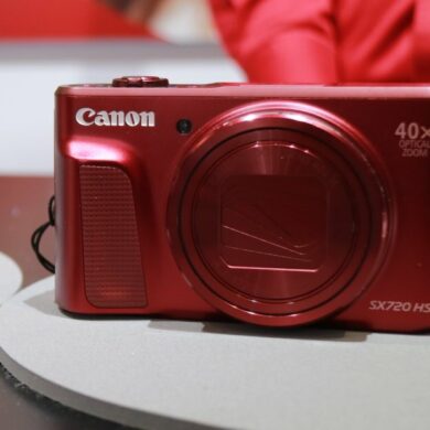 Canon PowerShot SX720 HS 3