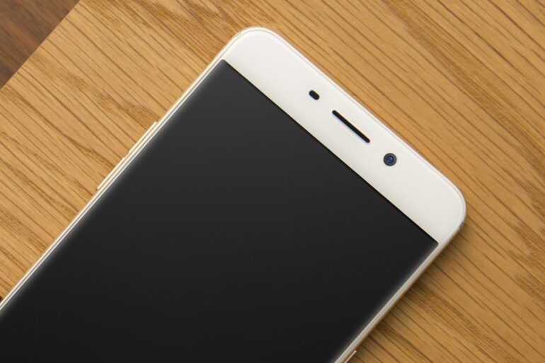 Oppo F1 Plus: Versi Bongsor F1 yang Siap <em>Ngebut</em> di Indonesia 25 OPPO F1 Plus scaled