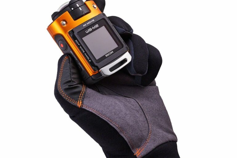 Ricoh WG M2 diving