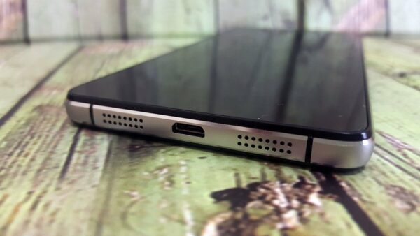 Smartfren Andromax R2 3 Smartfren Andromax R2 3