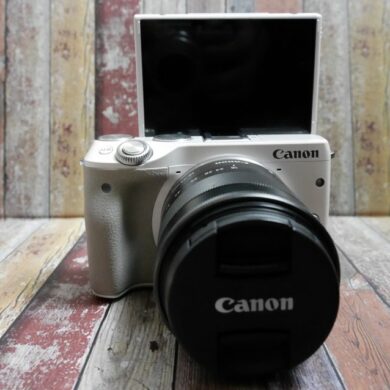 canon EOS M3 2 canon EOS M3 2