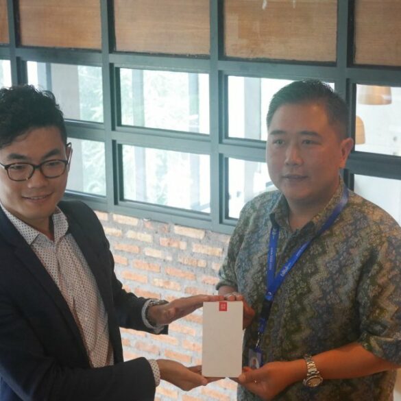 Gandeng Blibli.com, OnePlus X Dibanderol 3 Jutaan 26 oneplus X 1