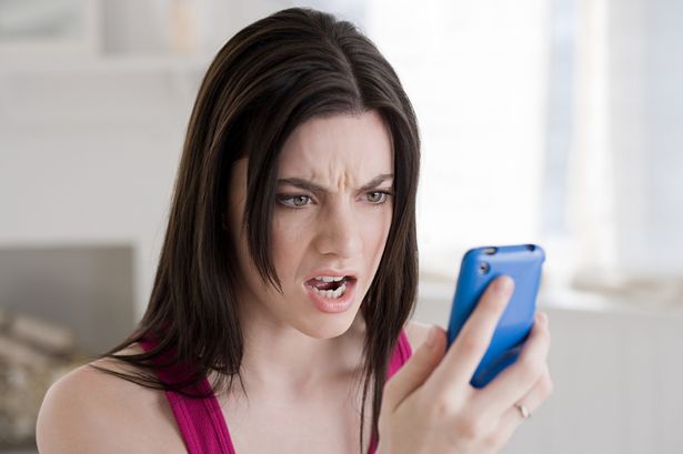 Angry-woman-on-phone