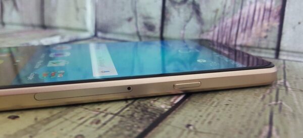 Review Samsung Galaxy A3 (2016) 24 Samsung Galaxy A3 2016 4