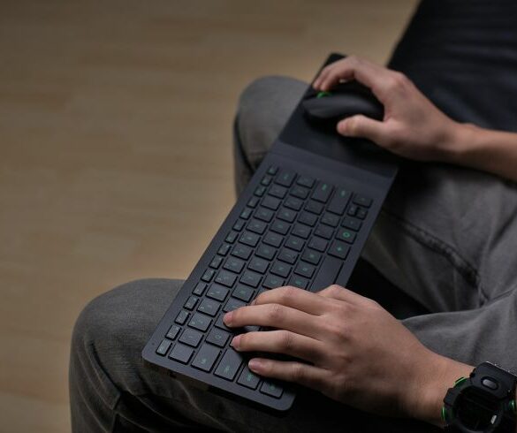 Razer Turret: Kombinasi Keyboard, Mouse, dan Mousepad untuk Gaming Santai di Sofa 21 razer turret
