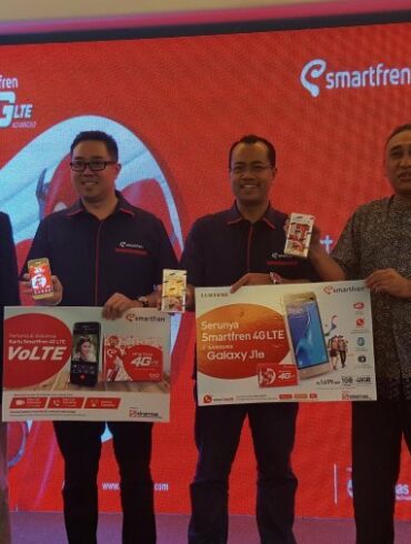 Bundling Smartfren Samsung Galaxy J1 5 Bundling Smartfren Samsung Galaxy J1 5