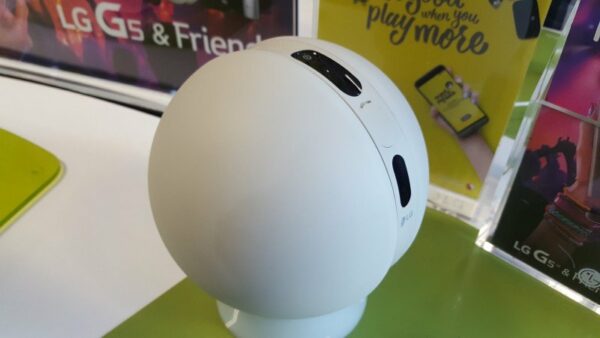 LG Rolling Bot
