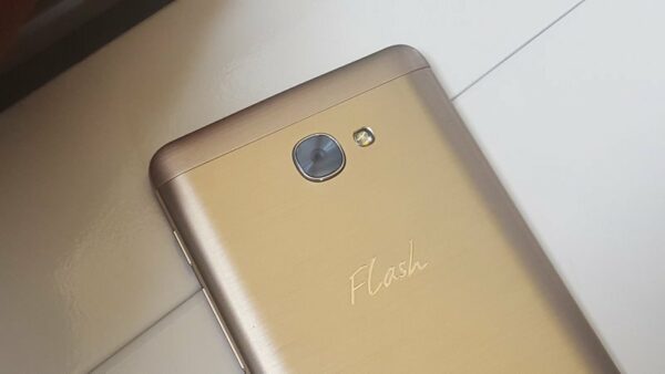 Kembali Gandeng Lazada, Flash Plus 2 Meluncur di Indonesia 21 Launching Flash Plus 2 4