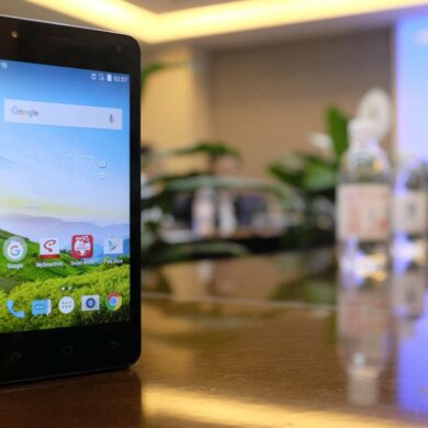 smartfren andromax e2 plus berdiri