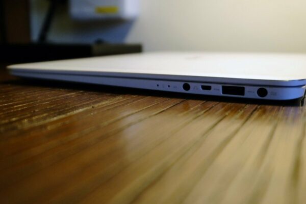 ASUS UX305 5 ASUS UX305 5