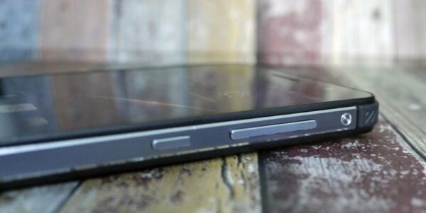 Review HiSense Kingkong II 27 HiSense Kingkong II 2 1