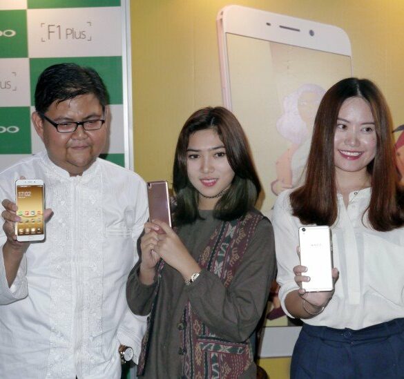 Oppo F1 Tawarkan Harga Promo Selama Ramadhan 21 Oppo F1 Bukber Isyana
