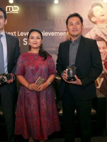 Samsung Galaxy S7 Rudy Habibie Samsung Galaxy S7 Rudy Habibie