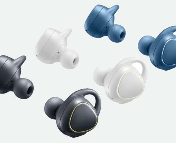 Samsung Gear iconX 1