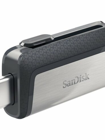 Sandisk DualDrive TypeC left TypeCopen