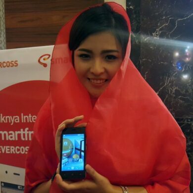 Smartfren Evercoss Winner T 4G 2
