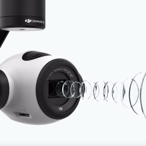 DJI Zenmuse Z3: Kamera Drone Pertama dengan Fitur Zoom Optikal 19 DJI Zenmuse Z3 samping