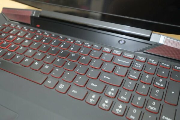 Review Lenovo IdeaPad Y700 22 Lenovo IdeaPad Y700 4