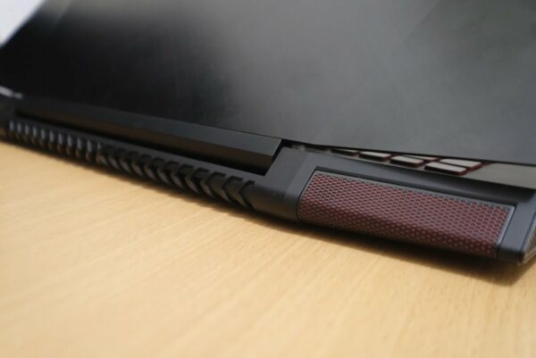 Review Lenovo IdeaPad Y700 23 Lenovo IdeaPad Y700 6