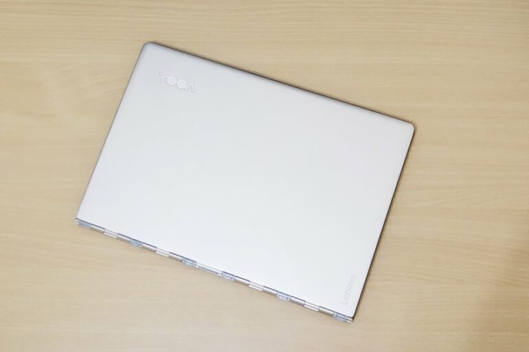 Lenovo YOGA 900 1 Lenovo YOGA 900 1