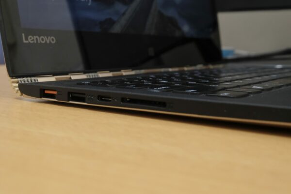 Lenovo YOGA 900 3 scaled Lenovo YOGA 900 3 scaled
