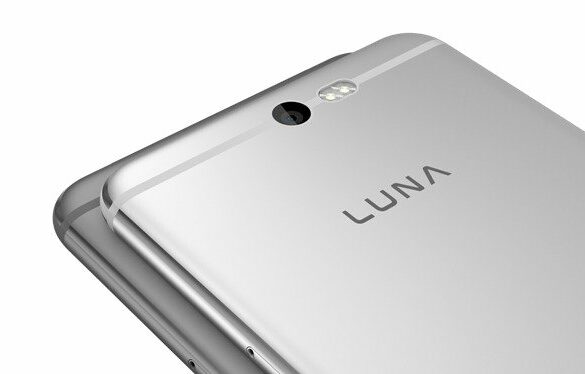 Smartphone Besutan Foxconn, Luna, Siap Hadir di Indonesia 46 Luna Smartphone 1