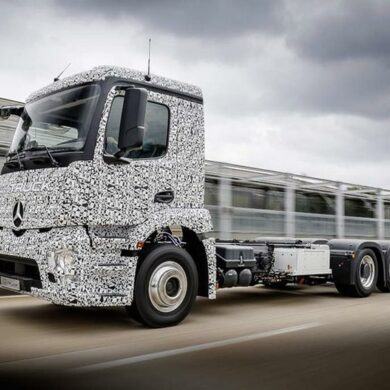 mercedes benz eTruck 2