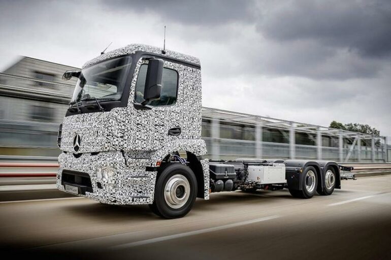 mercedes benz eTruck 2