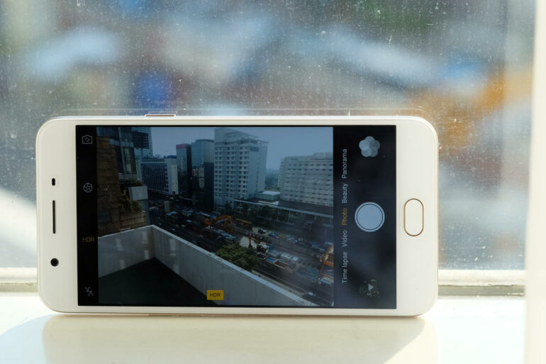 Tips: Memotret di Kondisi Minim Cahaya dengan Lebih Baik Menggunakan Oppo F1s 50 oppo f1s kamera ui