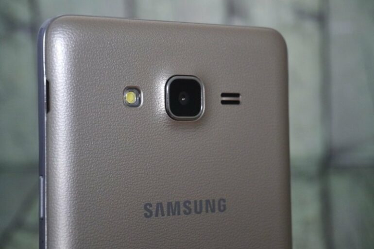 Samsung Galaxy On7 2