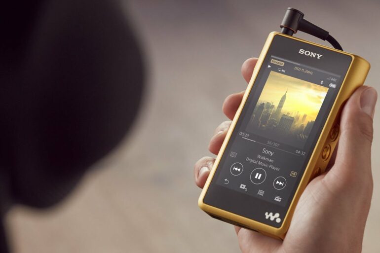 sony walkman gold edition operating