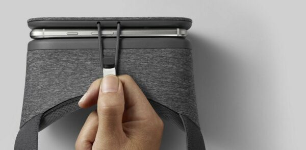 Google Daydream View VR Headset 3