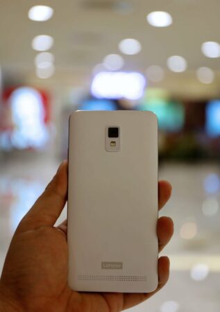 lenovo a6600 belakang lenovo a6600 belakang