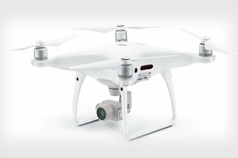 DJI PHANTOM 4 PRO 1