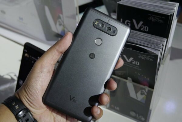 Hadir di Indonesia, LG V20 Dibanderol 9,5 Juta Rupiah 24 LG V20 Indonesia 5