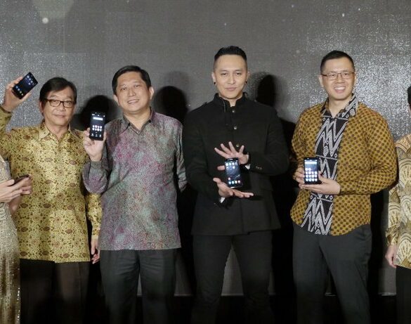 Launching Polytron Prime 7S 8