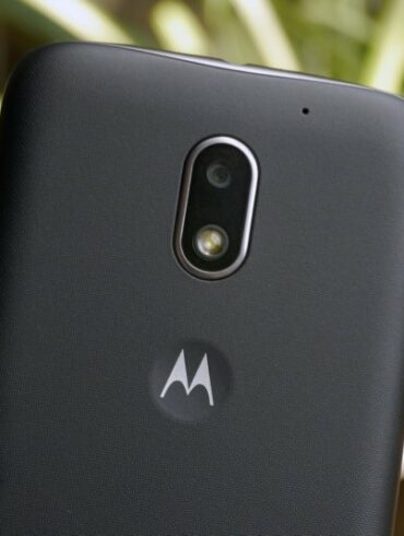 Review Moto E3 Power 1