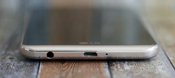 Review LG X Power 25 LG X Power 5