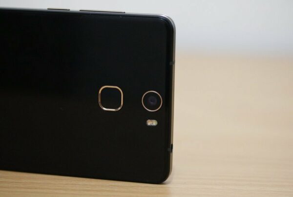 Review Polytron Prime 7S 22 Polytron Prime 7S 6