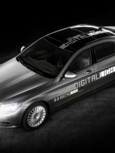 Mercedes-Benz Perkenalkan Teknologi Sistem Pencahayaan Digital 33 mercedes digital light 1