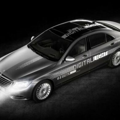 mercedes digital light 1