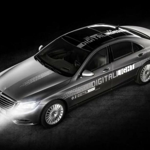 Mercedes-Benz Perkenalkan Teknologi Sistem Pencahayaan Digital 68 mercedes digital light 1