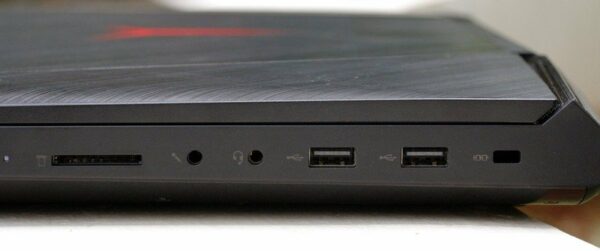 Review Lenovo IdeaPad Y900-17ISK 24 Lenovo IdeaPad Y900 2