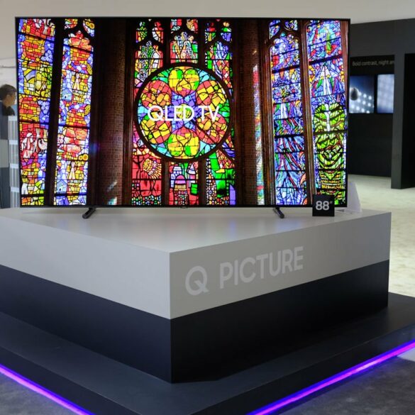 Kesan Pertama Melihat QLED TV, Televisi Tercanggih Samsung untuk 2017 41 samsung forum 2017 qled tv 88 inch