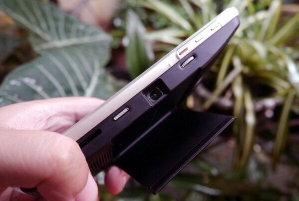 Review Moto Insta-Share Projector: Aksesori Moto Z Untuk Presentasi dan Bioskop Mini 24 P1120068