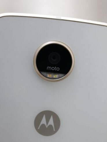 Review Lenovo Moto Z Play: Konsep Modular Lebih Terjangkau dengan Baterai Memuaskan 64 Moto Z Play 1