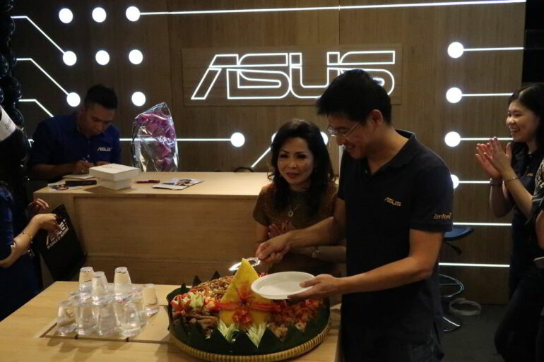 ASUS Exclusive Store 1 ASUS Exclusive Store 1